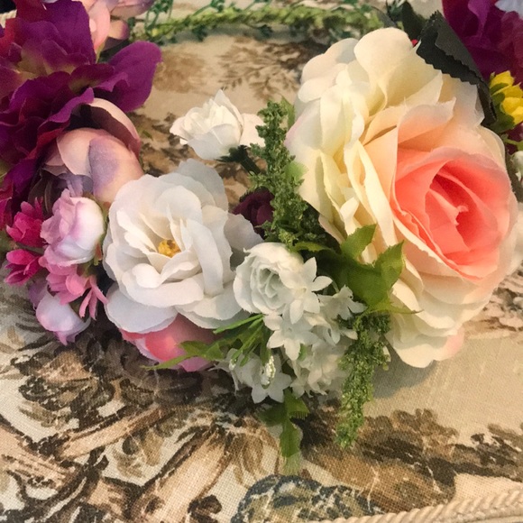 Flower crown - Picture 3 of 3